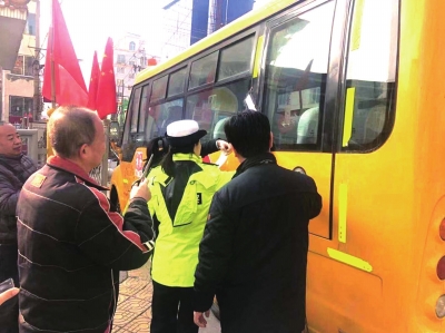 蘭州市校車(chē)統(tǒng)一封存確保從源頭杜絕交通安全隱患