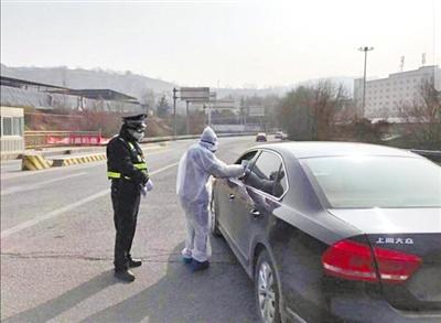 日夜堅(jiān)守，他們的“抗疫十二時(shí)辰”