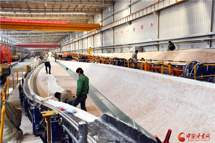 “擰緊”防控閥 打出“組合拳”——玉門市三向發(fā)力推動(dòng)疫情防控、復(fù)工復(fù)產(chǎn)、脫貧攻堅(jiān)齊頭并進(jìn)（圖）