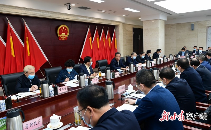 唐仁健主持召開省政府黨組（擴(kuò)大）會議 傳達(dá)學(xué)習(xí)習(xí)近平總書記重要講話精神等安排部署貫徹落實(shí)工作