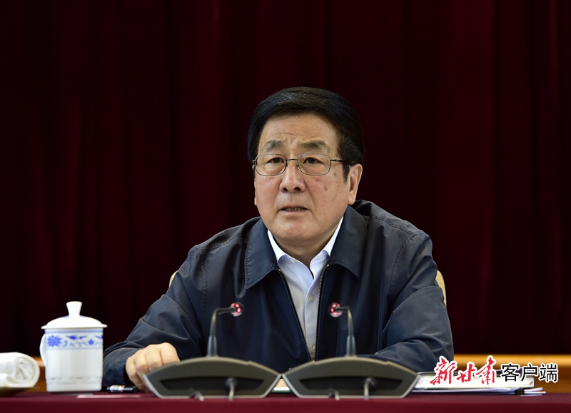 省委常委會(huì)召開(kāi)擴(kuò)大會(huì)議 傳達(dá)學(xué)習(xí)習(xí)近平總書(shū)記重要講話和全國(guó)兩會(huì)精神 安排部署甘肅省貫徹落實(shí)工作 林鐸主持并講話 唐仁健歐陽(yáng)堅(jiān)孫偉等出席