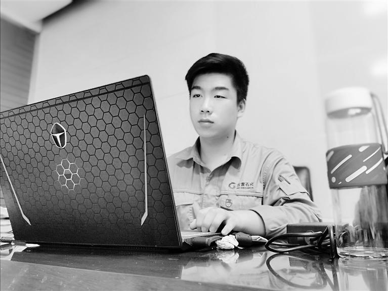 總書(shū)記的話兒記心間丨還沒(méi)畢業(yè)，工作就落實(shí)了!