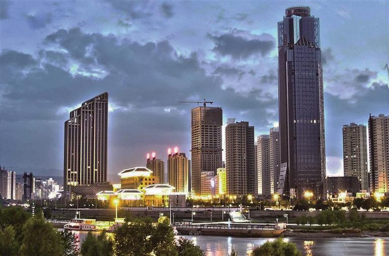 著力增進(jìn)百姓福祉 協(xié)同邁進(jìn)小康社會——《政府工作報告》之“十三五”時期工作回顧