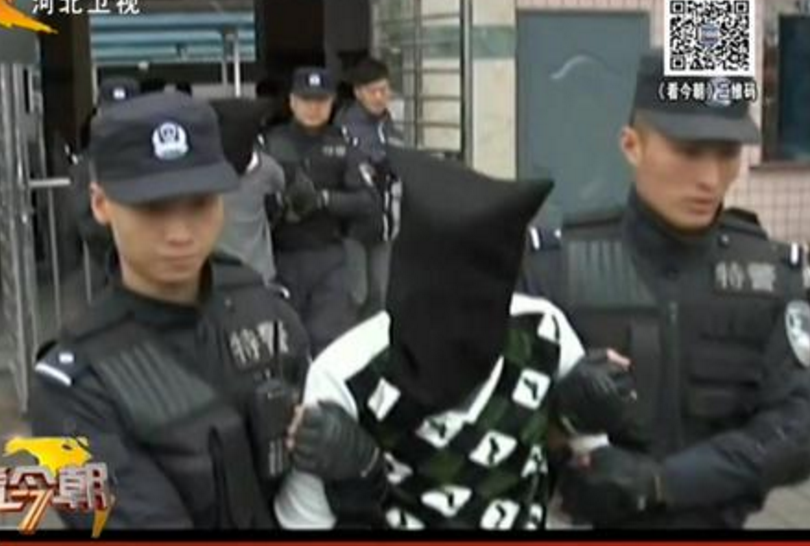 冒牌公檢法騙了女士33萬元提醒：公檢法機關不會通過QQ、微信辦案