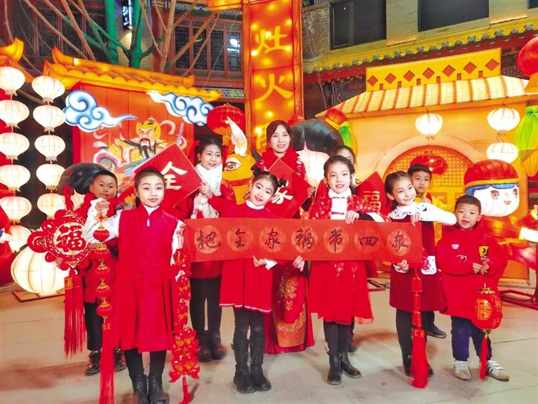 原創(chuàng)音樂電視《全家福》向蘭州市人民拜年！