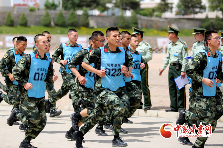 【隴拍客】甘肅武警：沖刺！向著心中的軍校夢