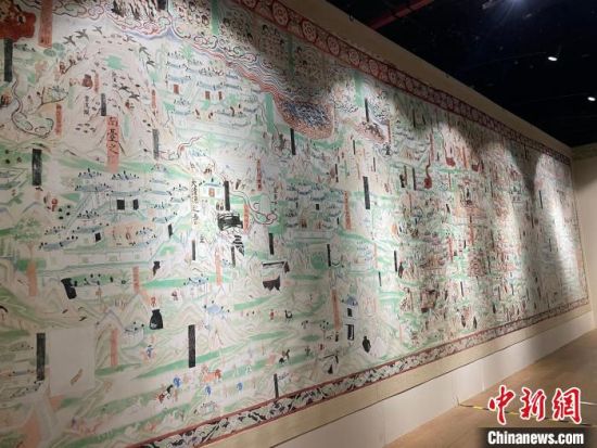 圖為展覽現(xiàn)場(chǎng)?！〗瓧顭?攝