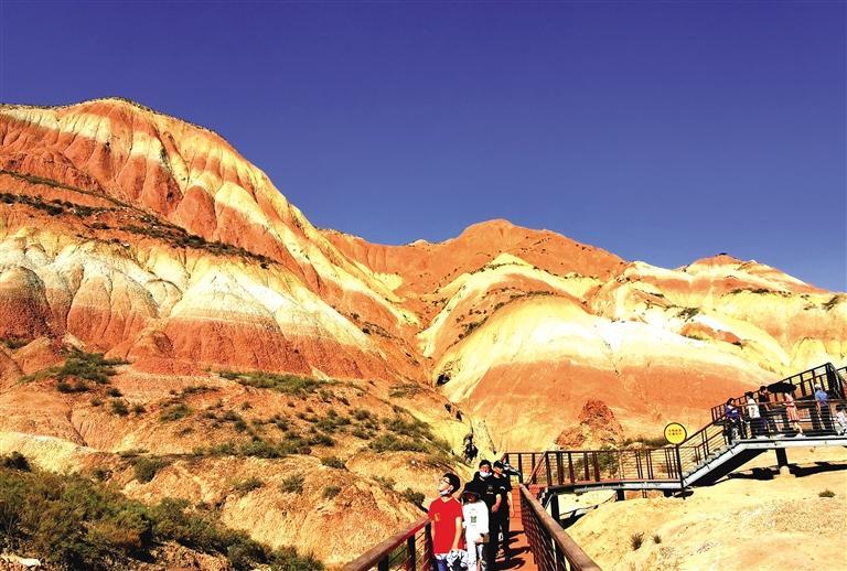 攜程《2021年國慶假期出游總結(jié)報(bào)告》出爐  西安、上海、北京、西寧、成都成甘肅省主要客源地