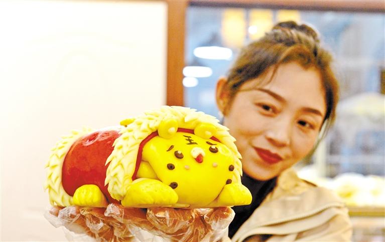 小老虎花餑餑，你舍得吃嗎？