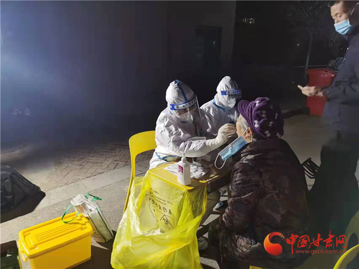 專家詳解新版新冠診療方案：為何輕型病例可以不住院了？