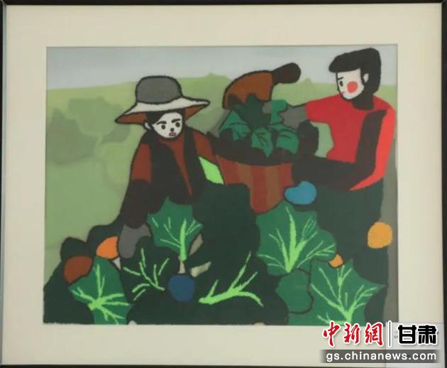 皋蘭縣高原夏菜項(xiàng)目幫助當(dāng)?shù)貗D女增收致富。刺繡 黃淑娟 繡稿 趙海科